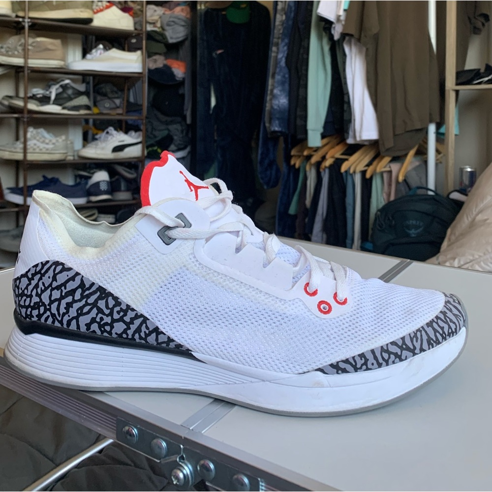 JORDAN TRAINER/RUNNER | CEMENT 3 | 10